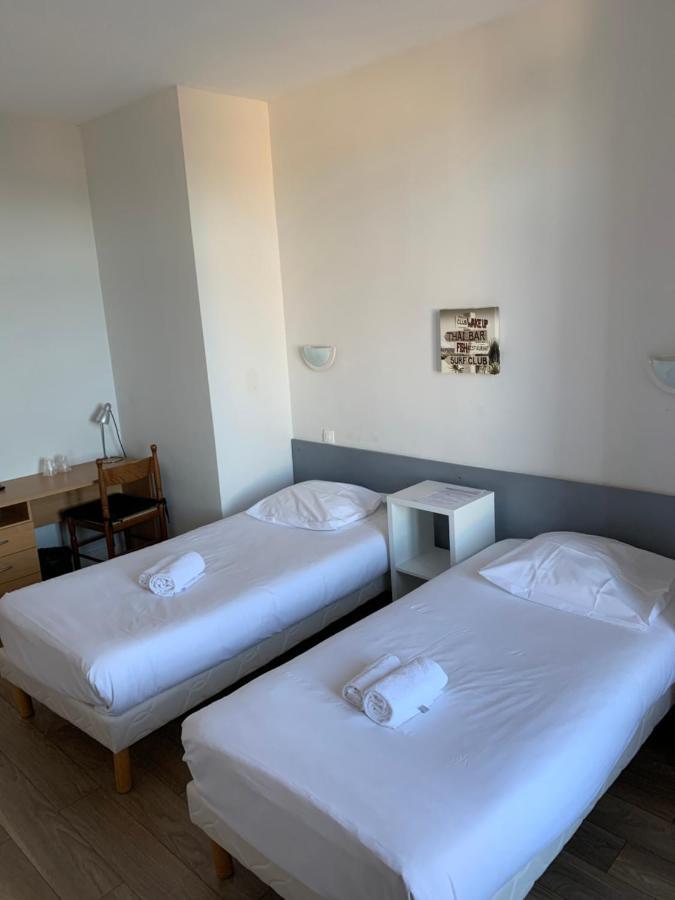 Hotel Le Cosy Riva Bella Ouistreham Exterior photo